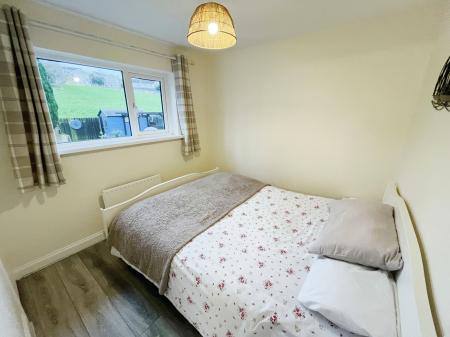 2 bedroom End of terrace house for sale in Hillview Avenue, Lambeg, BT27