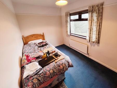 3 bedroom Terraced House for sale in Huguenot Drive, Lisburn, BT27