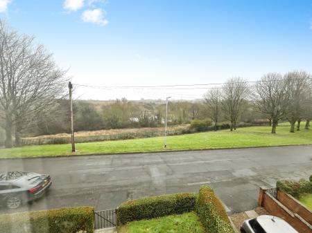 3 bedroom Terraced House for sale in Huguenot Drive, Lisburn, BT27