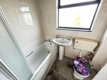 3 bedroom Terraced House for sale in Jubilee Avenue, Lisburn, BT28