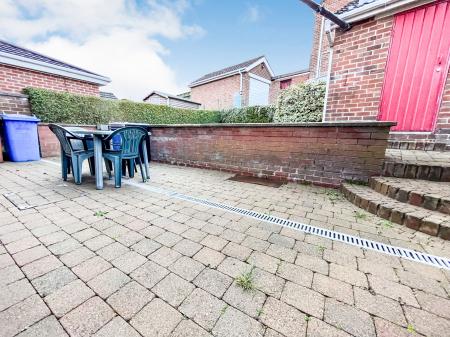 3 bedroom Semi-detached house for sale in Kensington Park, Lisburn, BT27