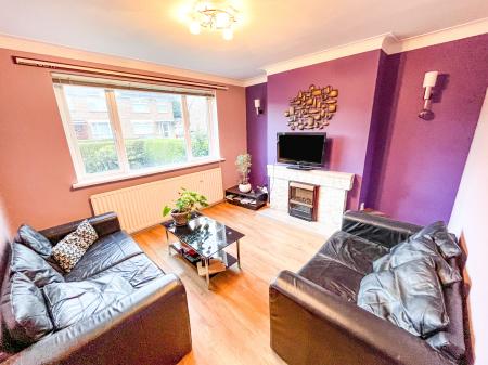 3 bedroom Semi-detached house for sale in Kensington Park, Lisburn, BT27