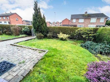 3 bedroom Semi-detached house for sale in Kensington Park, Lisburn, BT27