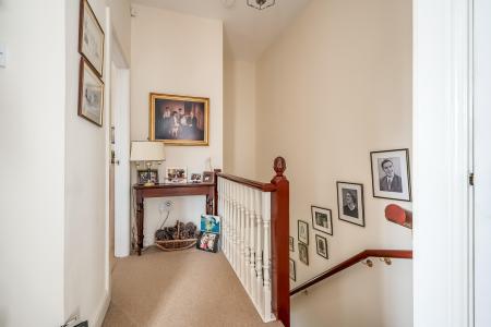 3 bedroom Town house for sale in Kilwarlin Avenue, Hillsborough, BT26
