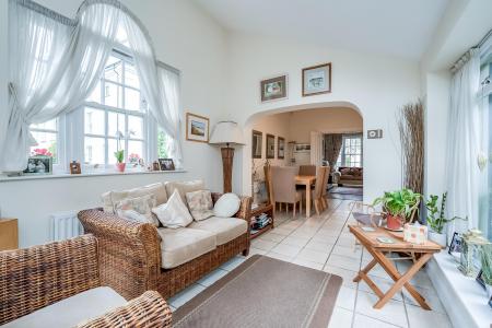 3 bedroom Town house for sale in Kilwarlin Avenue, Hillsborough, BT26