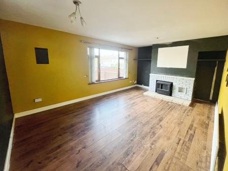 3 bedroom End of terrace house for sale in Knockburn Gardens, Lisburn, BT28