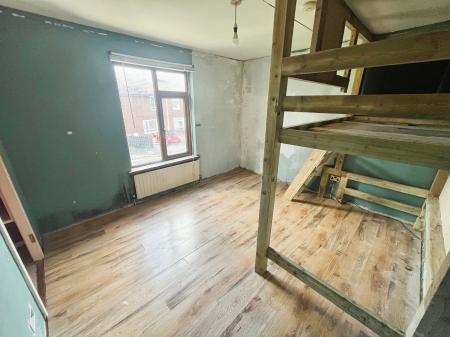 3 bedroom End of terrace house for sale in Knockburn Gardens, Lisburn, BT28