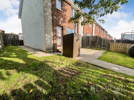 3 bedroom Terraced House for sale in Lisnoe Walk, Lisburn, BT28