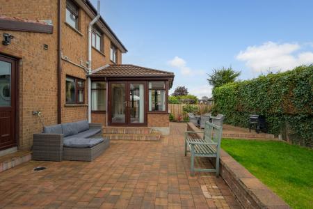 4 bedroom Detached house for sale in Mayfields, Lisburn, BT28