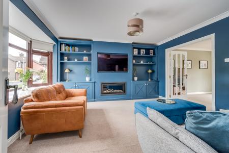 4 bedroom Detached house for sale in Mayfields, Lisburn, BT28