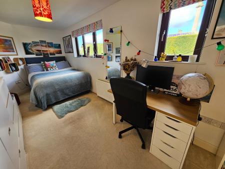 5 bedroom Detached house for sale in Monument Park, Hillsborough, BT26