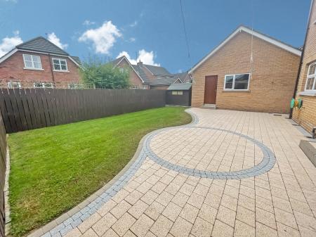 4 bedroom Detached house for sale in Mornington Avenue, Lisburn, BT28