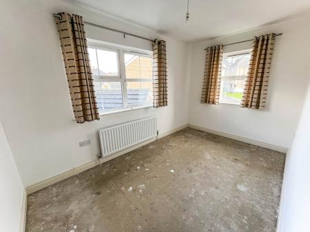 3 bedroom Semi-detached house for sale in Mornington Avenue, Lisburn, BT28