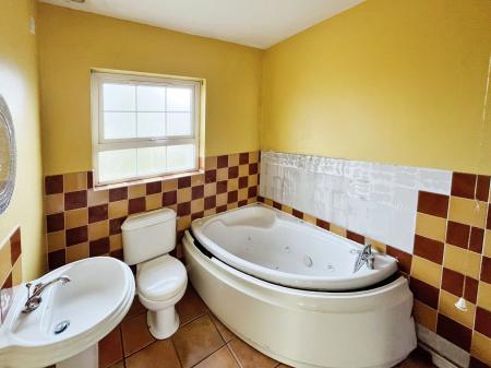 3 bedroom Semi-detached house for sale in Mount Eagles Drive, Dunmurry, BT17