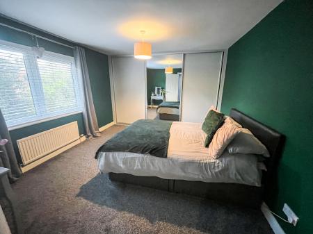 3 bedroom Terraced House for sale in Parkview, Lisburn, BT27