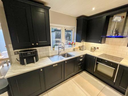 3 bedroom Terraced House for sale in Parkview, Lisburn, BT27