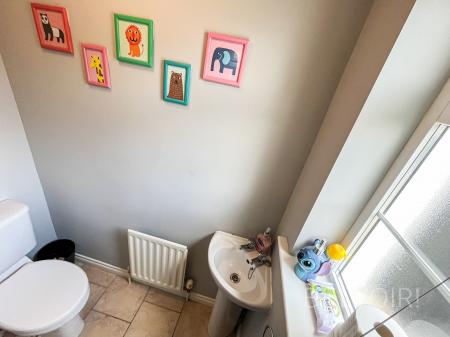 3 bedroom Town house for sale in Railway Cottages, Lambeg, BT27