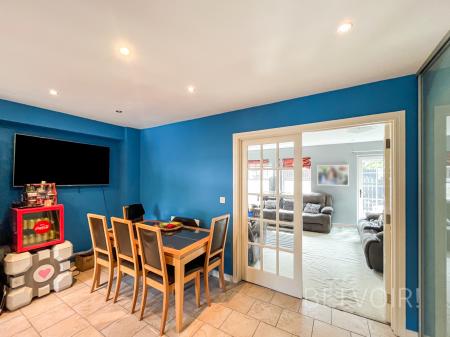 3 bedroom Town house for sale in Railway Cottages, Lambeg, BT27