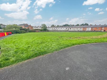 2 bedroom Terraced House for sale in Railway View, Lambeg, BT27