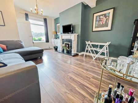 2 bedroom Terraced House for sale in Railway View, Lisburn, BT27