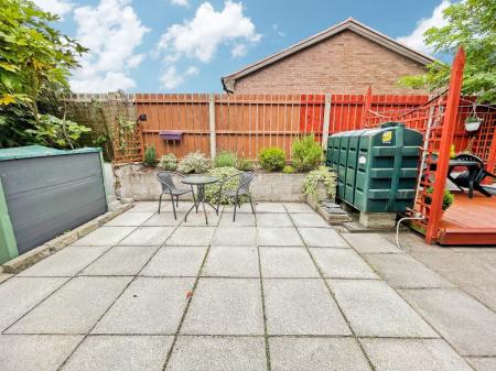 2 bedroom Terraced House for sale in Railway View, Lisburn, BT27