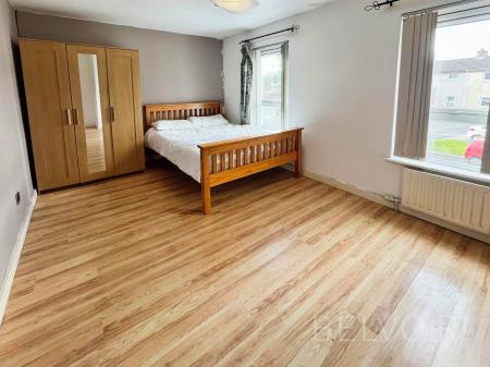 2 bedroom Terraced House for sale in Rathvarna Avenue, Lisburn, BT28