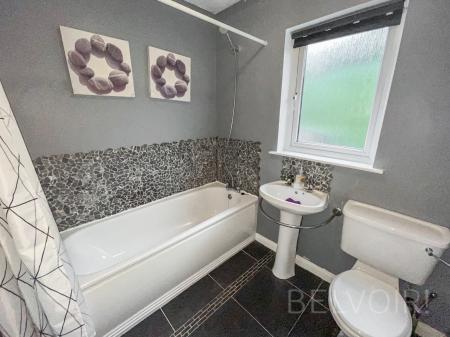 2 bedroom Semi-detached house for sale in Rathvarna Heights, Lisburn, BT28