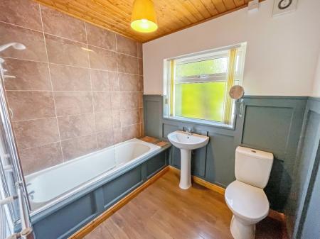 3 bedroom End of terrace house for sale in River Road, Lambeg, BT27