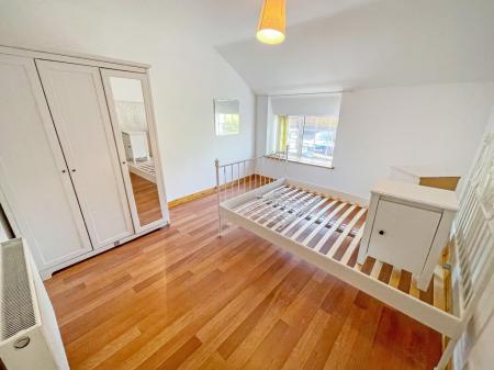 3 bedroom End of terrace house for sale in River Road, Lambeg, BT27