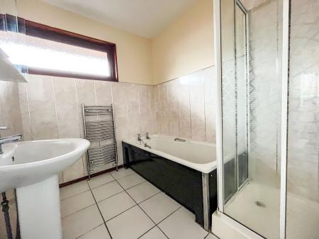 3 bedroom Detached house for sale in Rosemary Drive, Lisburn, BT28