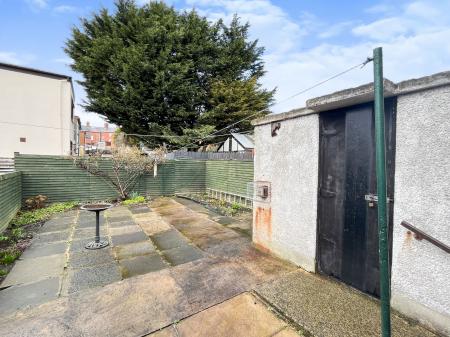 3 bedroom Terraced House for sale in Roseville Park, Lisburn, BT27