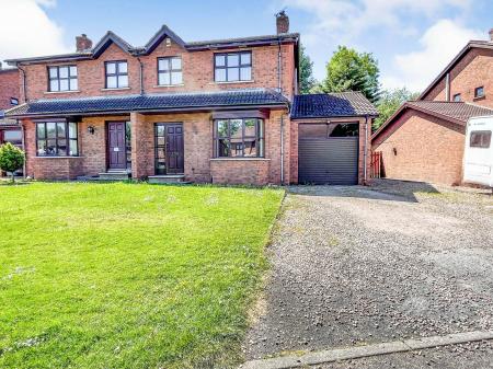 Ruskin Heights, Lisburn, BT27