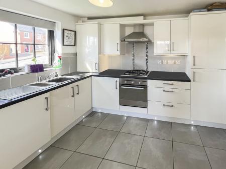 2 bedroom Apartment for sale in Sir Richard Wallace Walk, Lisburn, BT28