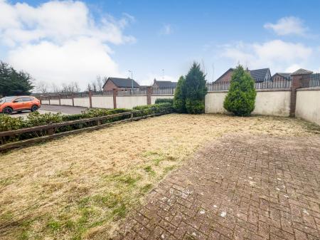 4 bedroom Semi-detached house for sale in Sprucefield Close, Lisburn, BT27