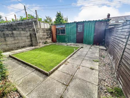 2 bedroom End of terrace house for sale in Strathearne Place, Lisburn, BT27