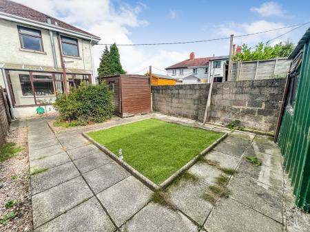 2 bedroom End of terrace house for sale in Strathearne Place, Lisburn, BT27
