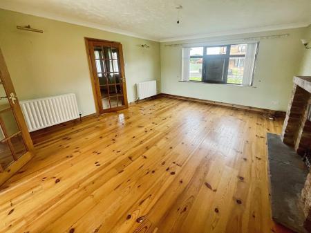 4 bedroom Detached house for sale in The Beeches Manor, Stoneyford, BT28