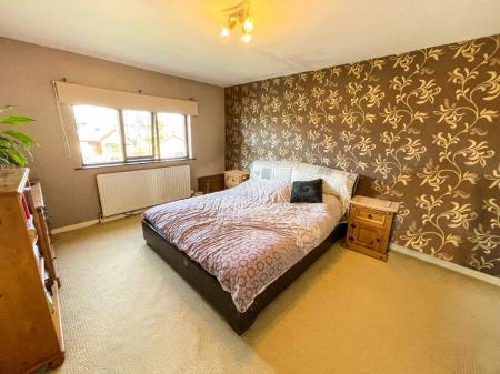4 bedroom Detached house for sale in The Granary, Waringstown, BT66