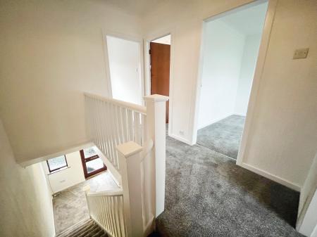 3 bedroom Terraced House for sale in Warrenmount, Lisburn, BT28