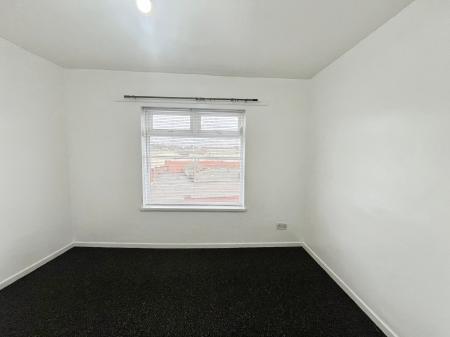 3 bedroom Terraced House to let in Ridgeway Street, Lisburn, BT28