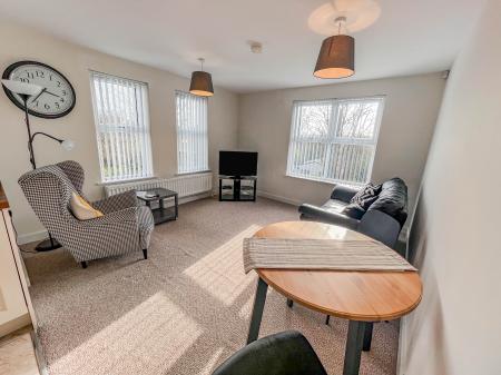 2 bedroom Apartment for sale in Hillsborough Road Mews, Lisburn, BT28