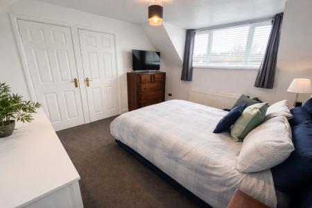 3 bedroom Semi-detached house for sale in Greenburn Park, Lambeg, BT27