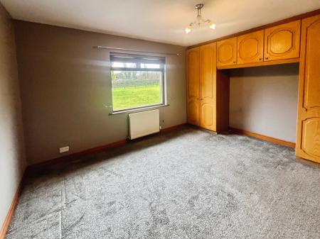 4 bedroom Bungalow to let in Lough Road, Lisburn, BT28