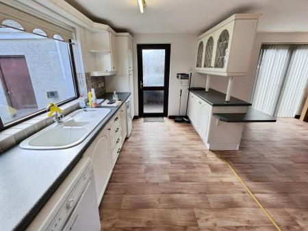 5 bedroom Detached house to let in Lurganure Road, Lisburn, BT28