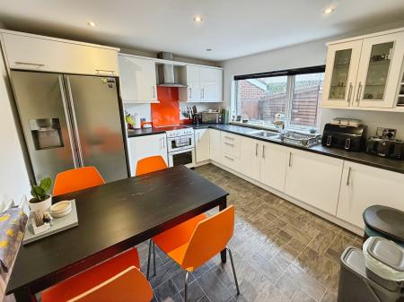 3 bedroom Terraced House for sale in Ashmount Gardens, Lisburn, BT27