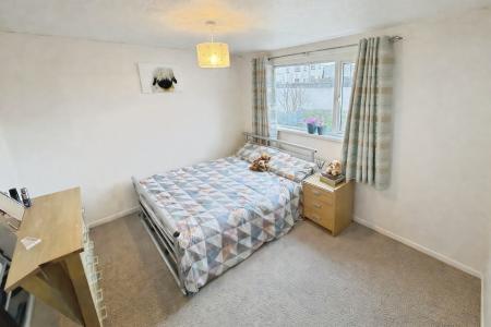 3 bedroom Terraced House for sale in Ashmount Gardens, Lisburn, BT27