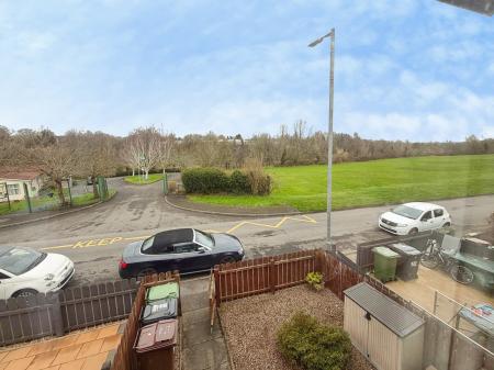 3 bedroom Terraced House for sale in Ashmount Gardens, Lisburn, BT27