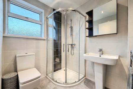 3 bedroom Terraced House for sale in Ashmount Gardens, Lisburn, BT27