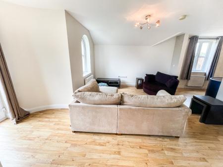 2 bedroom Apartment for sale in Limetree Manor, Lisburn, BT28