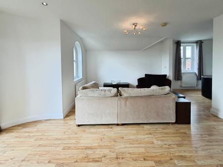 2 bedroom Apartment for sale in Limetree Manor, Lisburn, BT28